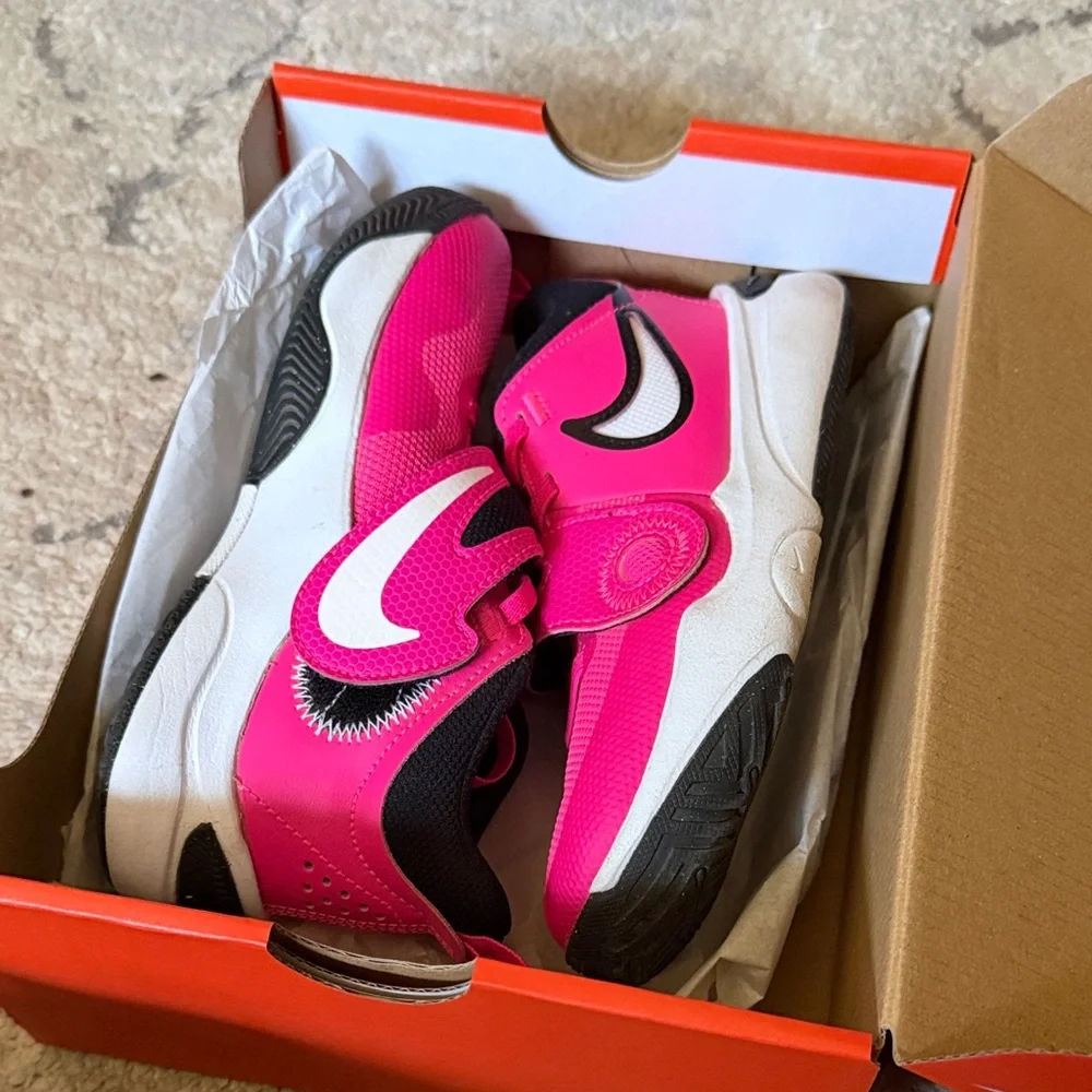 Nike kids pink and Black Sneakers